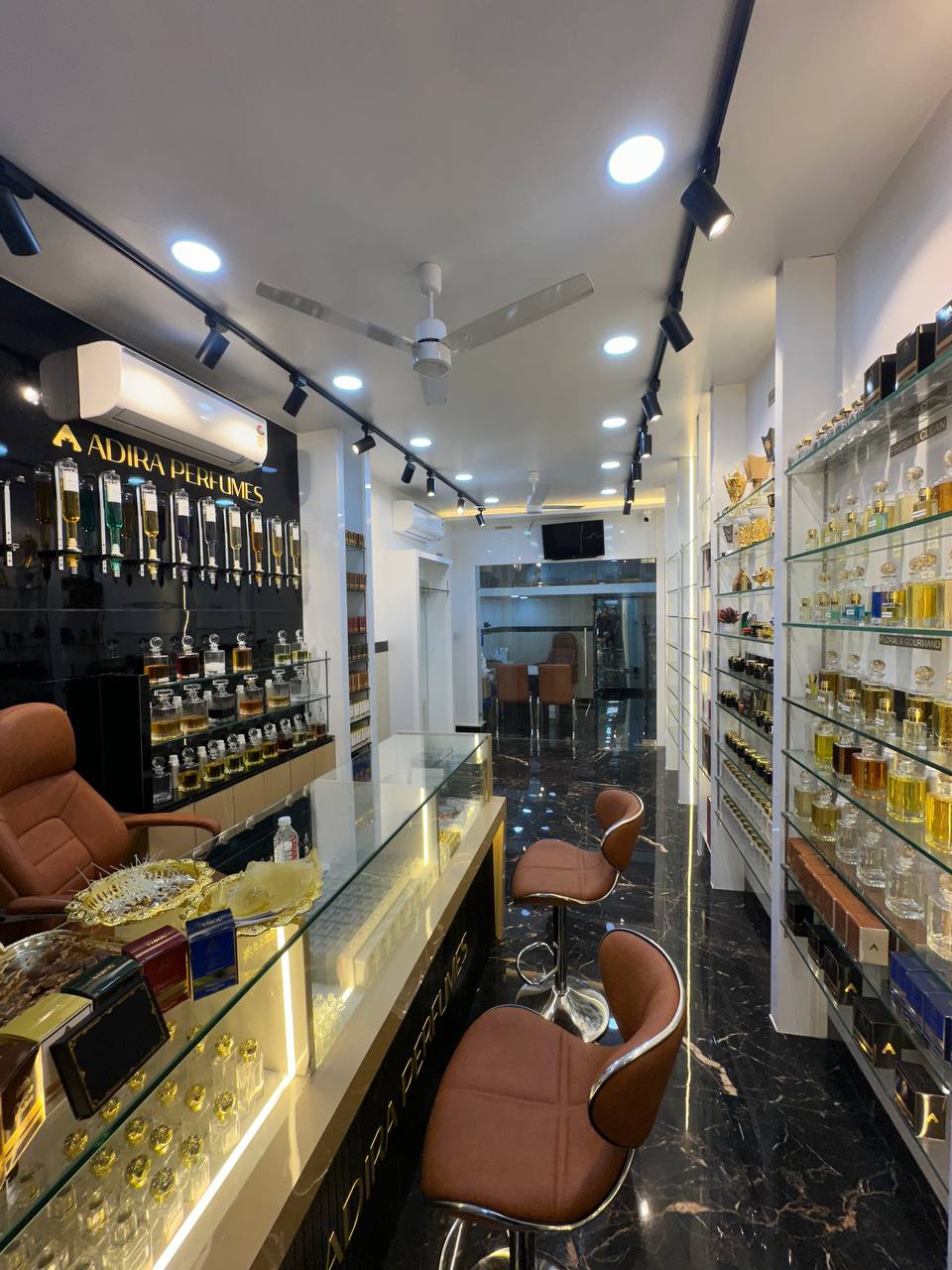Store visual for Adira Perfumes